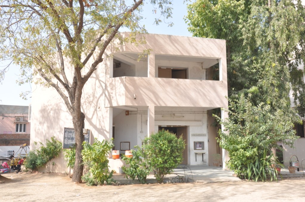 Shri Raj-Mani Sangit Khand - Building Photo