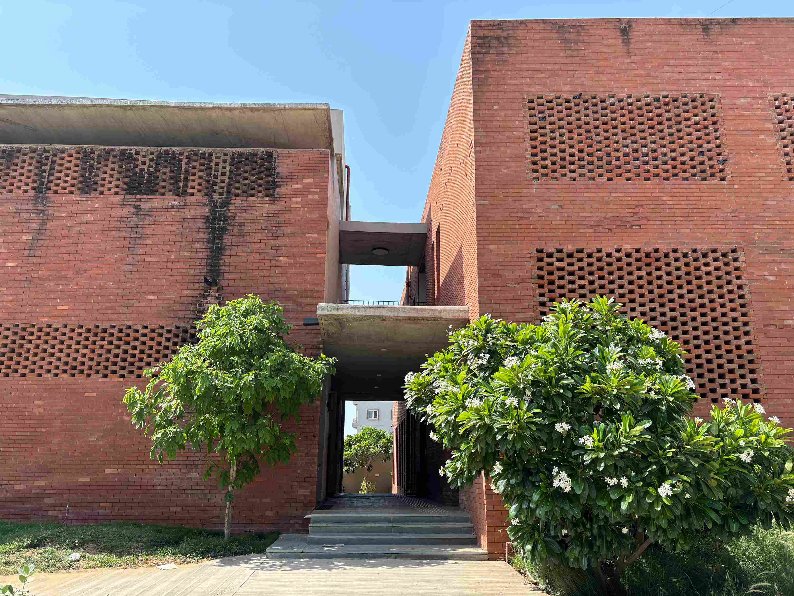 Diploma College of Special Education (ID) - Building Photo